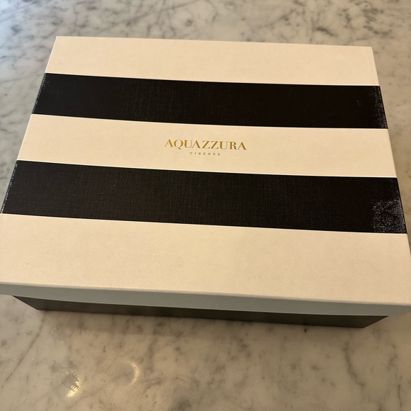 Aquazzura Bow Tie Deneuve 85 black suede pumps - Picture 4 of 7